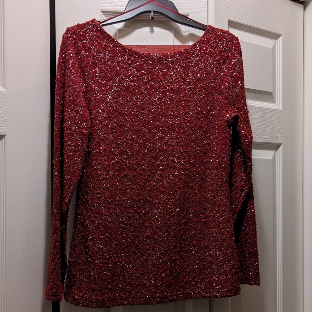 Jennifer Lopez Red and Silver Top perfect for Christmas party